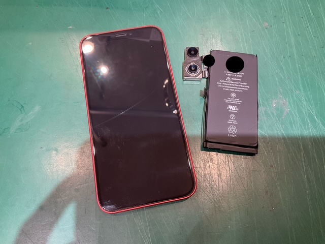 iPhone12 mini (アイフォン）  アウトカメラ＆バッテリー交換修理　スマホ修理工房イオン北浦和店
